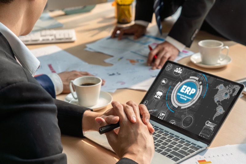 B2B SaaS product analytics